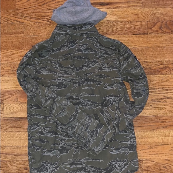 Jacket - Picture 4 of 4